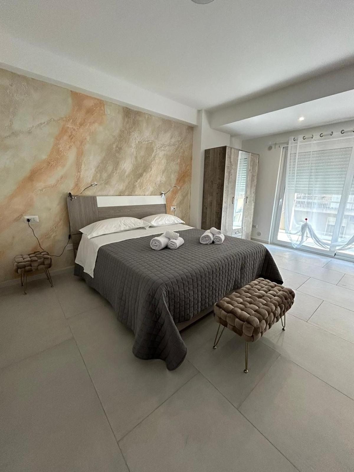 Aqua Marine B&B - Rooms And Apartments Milazzo Esterno foto