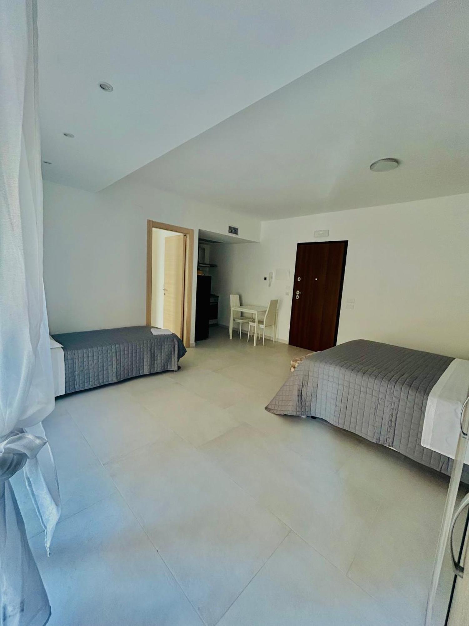 Aqua Marine B&B - Rooms And Apartments Milazzo Esterno foto