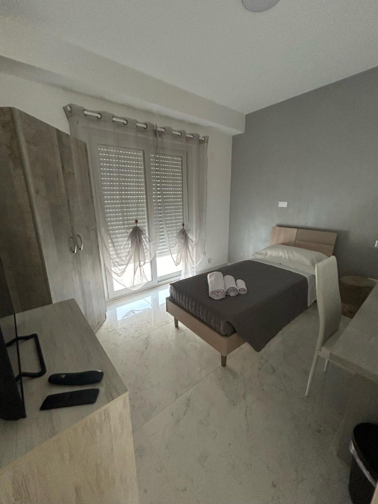 Aqua Marine B&B - Rooms And Apartments Milazzo Esterno foto