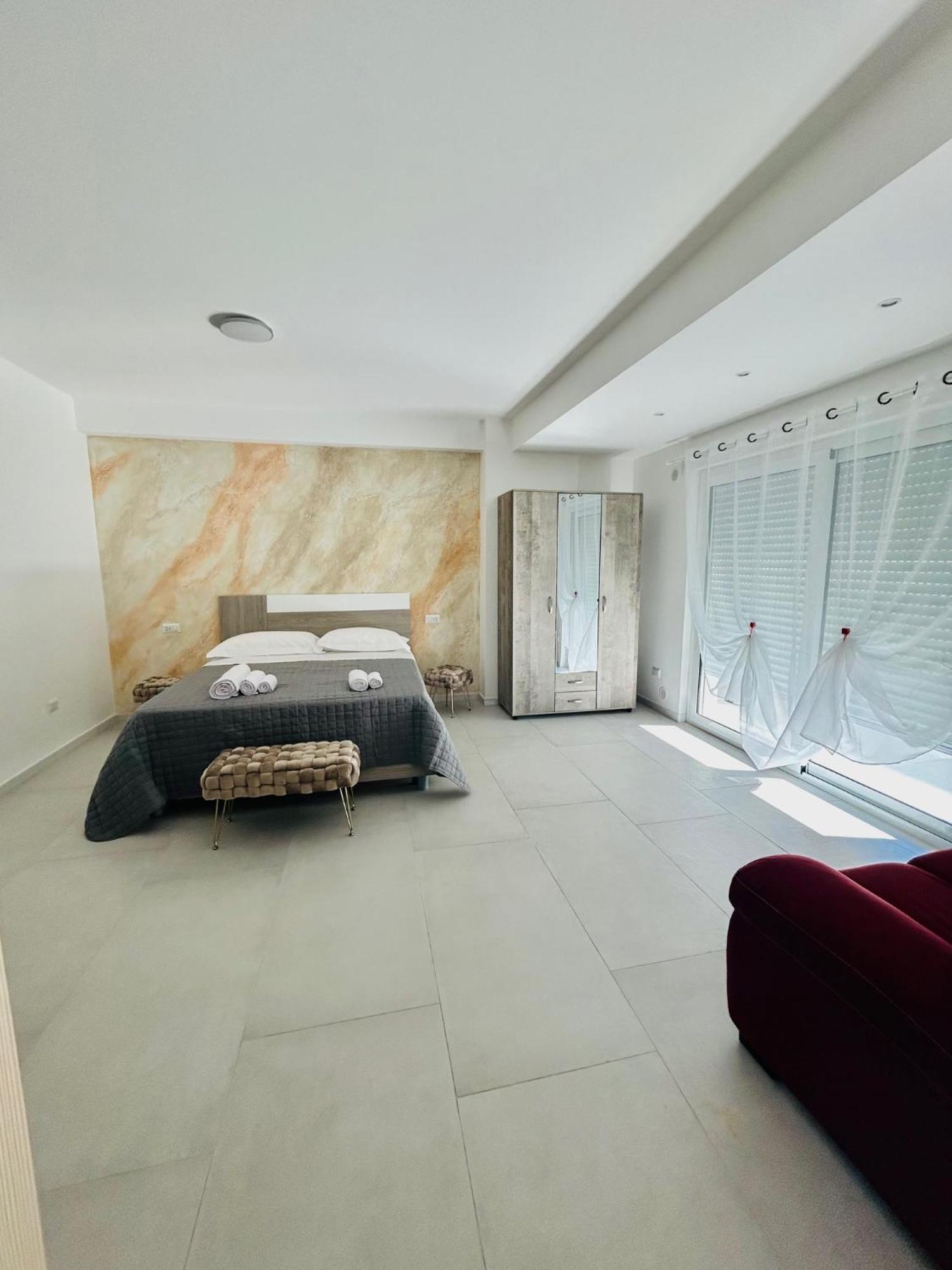 Aqua Marine B&B - Rooms And Apartments Milazzo Esterno foto